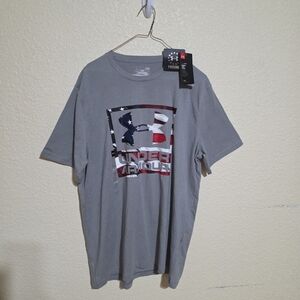 Under Armour T-shirt Men's Sz L Gray USA Flag Patriotic Graphic Logo Heatgear